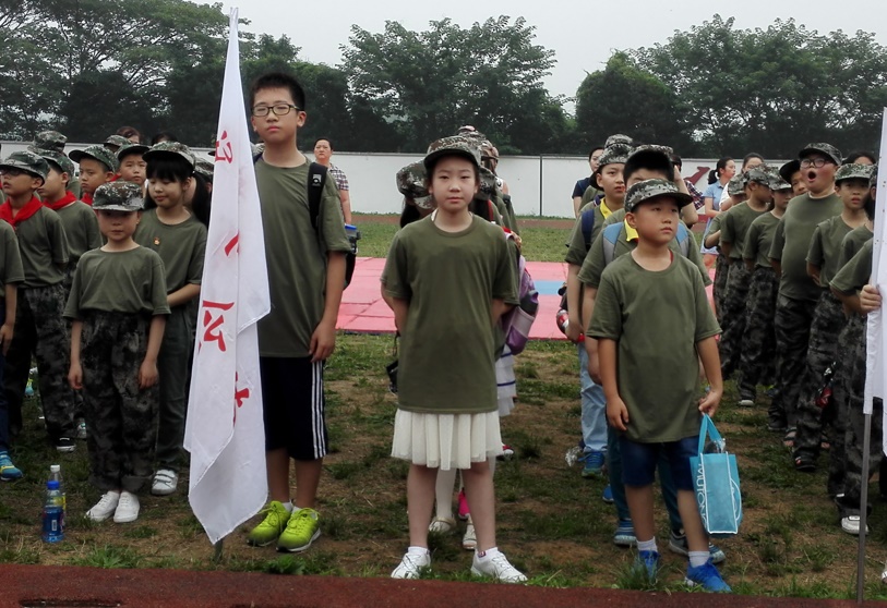 学军爱军 立志报国——天妃宫小学参加国防夏令营开营仪式